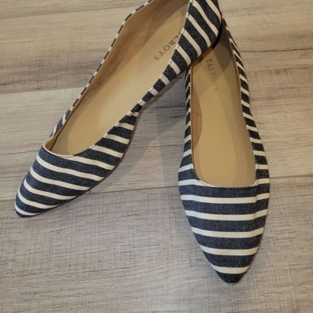 NWOT TALBOTS STRIPED  POINTED TOE FLATS - Picture 4 of 8